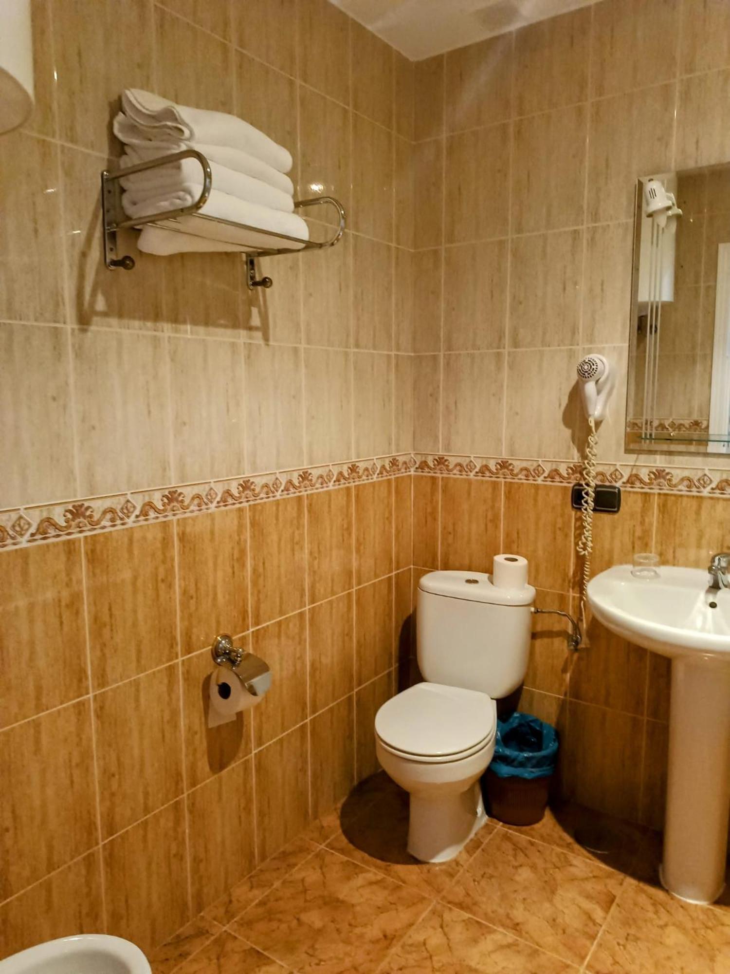 Complejo Godoy Hotell Losar De La Vera Eksteriør bilde