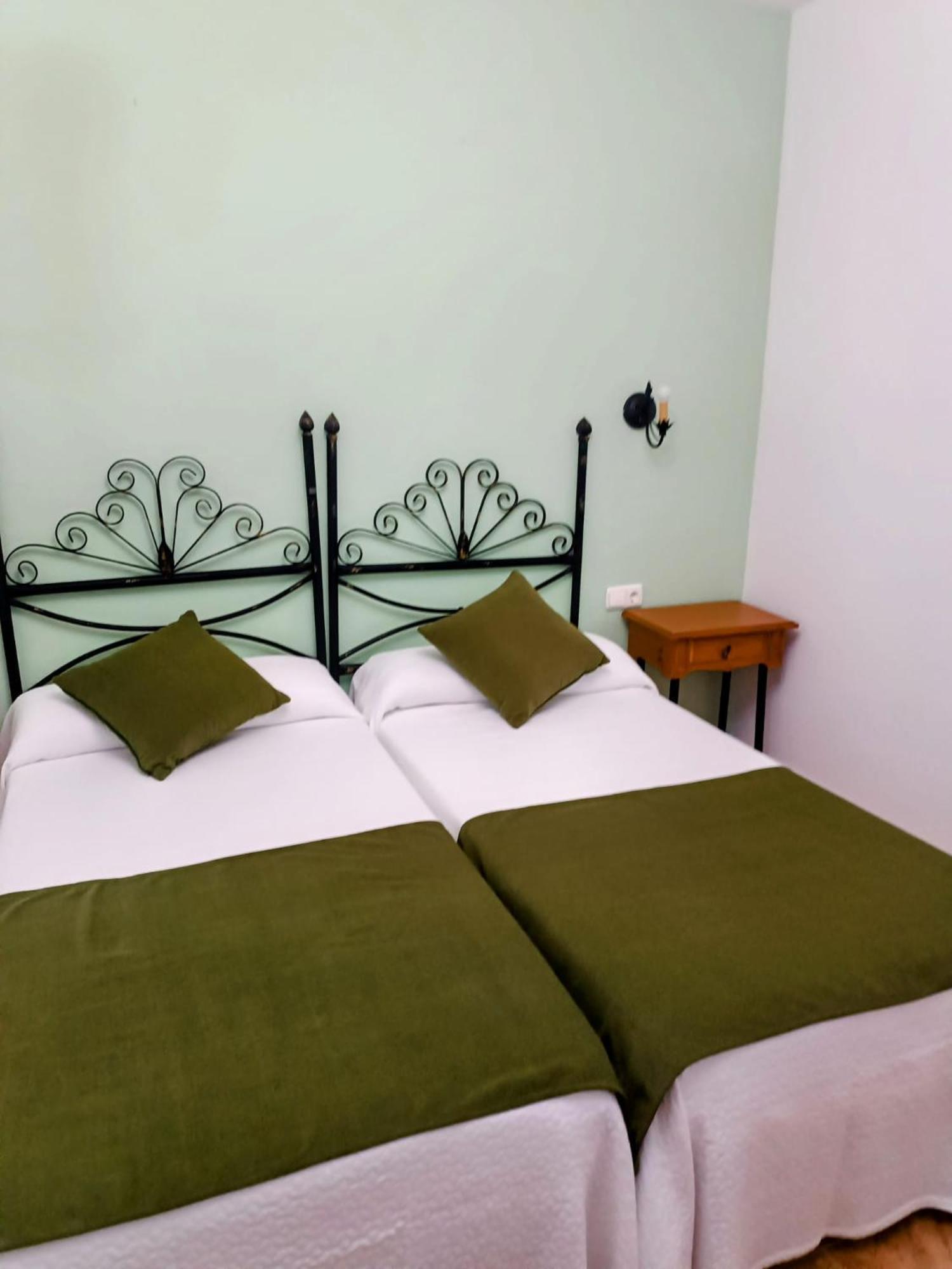 Complejo Godoy Hotell Losar De La Vera Eksteriør bilde